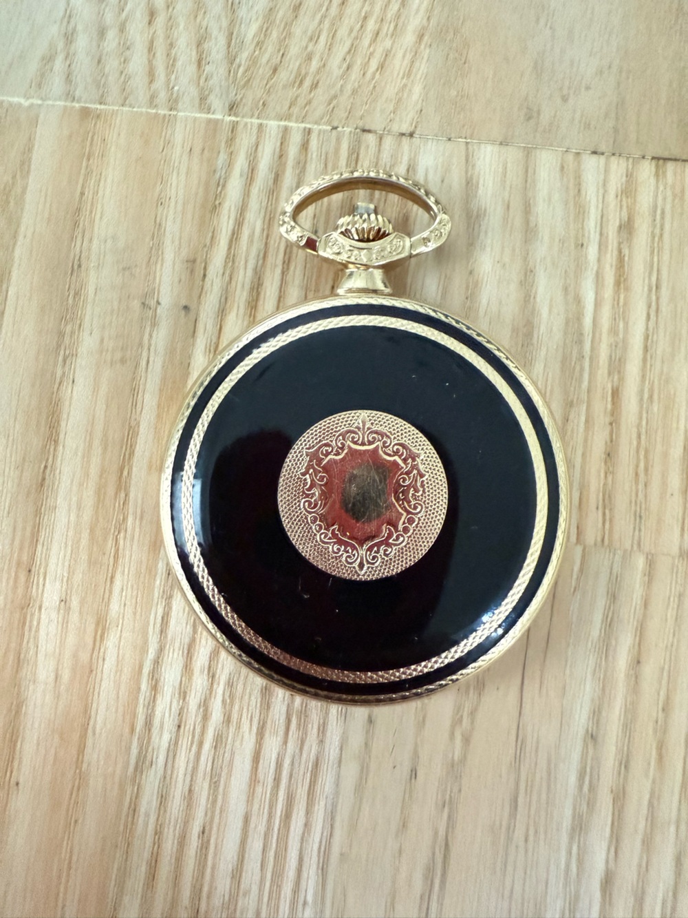 Majesti gold tone black pocket watch NEW BATTERY